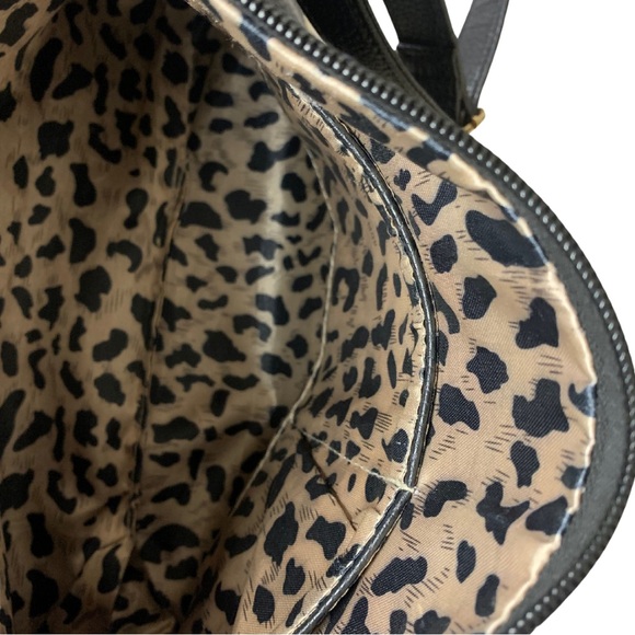 Black Leather GUCCI Crossbody Bag Shoulder Bag - Picture 9 of 16